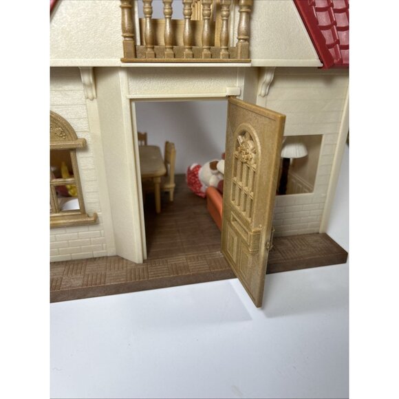 Calico Critters Cozy Cottage Epoch Doll House with Chocolate Rabbits Furniture - Picture 9 of 10